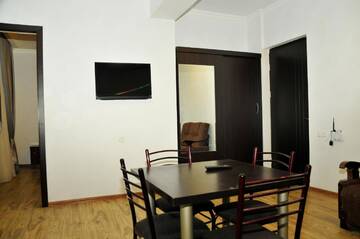 Фото номера Люкс с 1 спальней и диваном-кроватью Отель Alma-Ata Hotel г. Боржоми 9