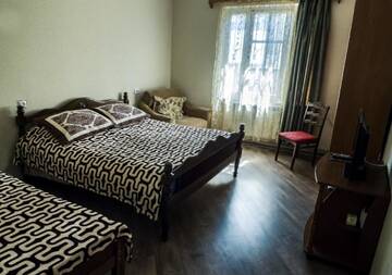 Фото номера Трехместный номер Гостевой дом House in Borjomi г. Боржоми 2