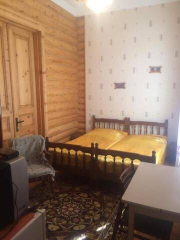 Фото номера Классический четырехместный номер Гостевой дом Old House Rustaveli г. Боржоми 3