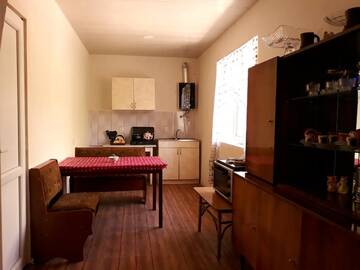 Фото номера Улучшенные апартаменты Гостевой дом Weekend House г. Боржоми 13