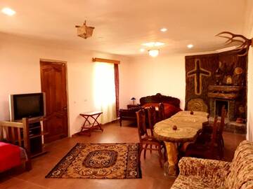 Фото номера Улучшенные апартаменты Гостевой дом Weekend House г. Боржоми 7