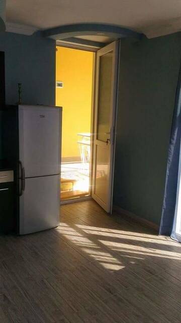 Фото номера Трехместный номер с видом на горы Курортные отели Guest House Medea г. Боржоми 6
