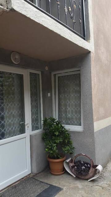Фото номера Двухместный номер с 2 отдельными кроватями и балконом Гостевой дом Irakli Guesthouse г. Боржоми 49