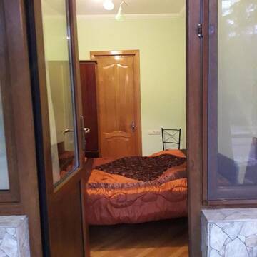 Фото номера Четырехместный номер с видом на горы Гостевой дом Guest House Nana г. Боржоми 10