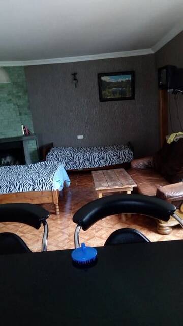 Фото номера Четырехместный номер &quot;Комфорт&quot; Отели типа «постель и завтрак» Guest House Khatuna г. Боржоми 43
