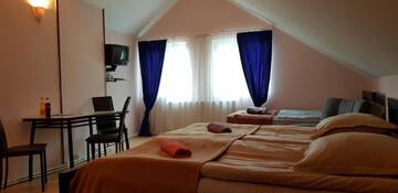 Фото номера Трехместный номер с видом на горы Гостевой дом Guest house Likani 2017 г. Боржоми 10