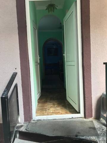 Фото номера Трехместный номер с видом на горы Гостевой дом Guest House Nua г. Боржоми 9