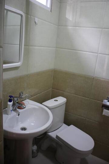 Фото номера Трехместный номер Хостелы RiverSide Hostel Borjomi г. Боржоми 14