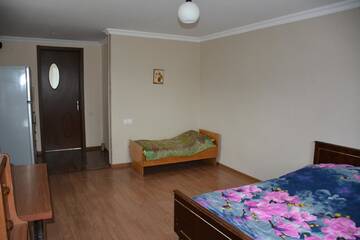 Фото номера Семейный номер с ванной комнатой Гостевой дом Guesthouse Dolche г. Боржоми 4