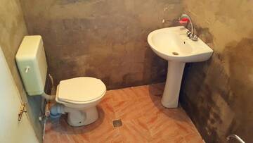 Фото номера Одноместный номер с душем Гостевой дом Guest House SALOME г. Боржоми 2