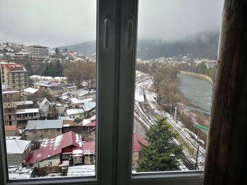 Фото номера Бюджетный двухместный номер с 1 кроватью Проживание в семье Apartment Erekle г. Боржоми 4