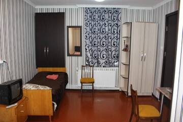 Фото номера Четырехместный номер с собственной ванной комнатой Гостевой дом Guest House Anano г. Боржоми 7