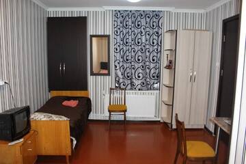 Фото номера Четырехместный номер с собственной ванной комнатой Гостевой дом Guest House Anano г. Боржоми 12
