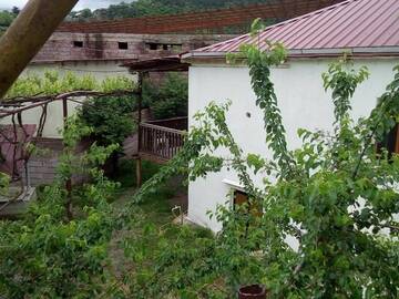 Фото номера Трехместный номер с балконом Гостевой дом Guesthouse Megi on Robaqidze 6 г. Боржоми 23