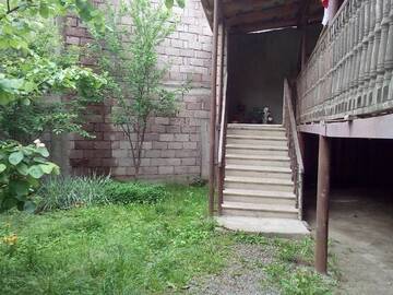 Фото номера Трехместный номер с балконом Гостевой дом Guesthouse Megi on Robaqidze 6 г. Боржоми 17