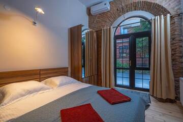 Фото номера Апартаменты Апарт-отели Wine Inn Borjomi Aparthotel г. Боржоми 6
