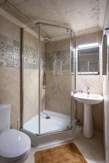 Фото номера Апартаменты Апарт-отели Wine Inn Borjomi Aparthotel г. Боржоми 15