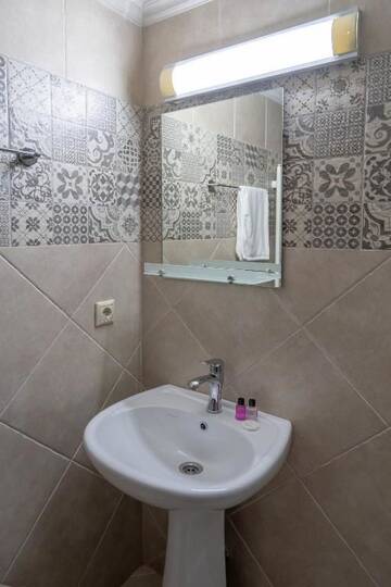 Фото номера Апартаменты Апарт-отели Wine Inn Borjomi Aparthotel г. Боржоми 52