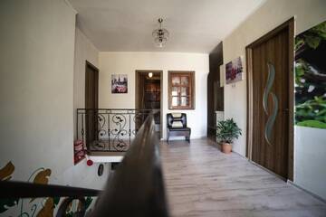 Фото номера Просторный двухместный номер с 2 отдельными кроватями Гостевой дом happy pandasN12 г. Боржоми 60
