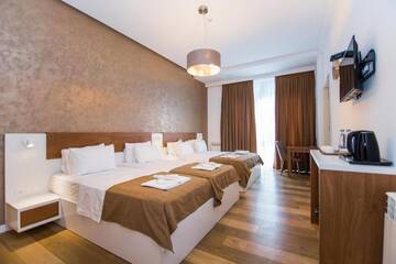 Фото номера Классический четырехместный номер Отель Rustaveli Borjomi Hotel г. Боржоми 14