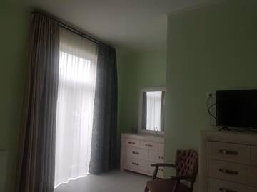 Фото номера Роскошный трехместный номер Гостевой дом villa beridze г. Боржоми 2